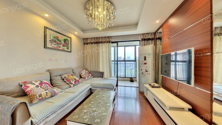 万科城三期二手房实景图