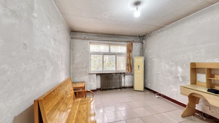 一中家属院二手房实景图