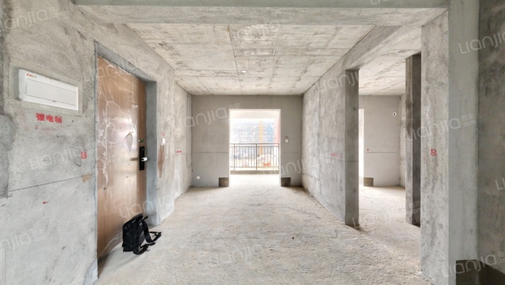 九颂山河菁华轩二手房实景图