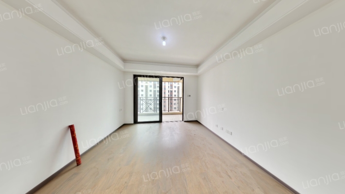 华发四季二手房实景图