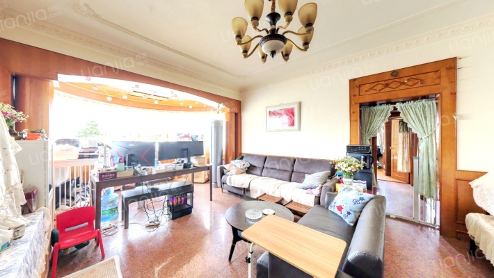 电子大厦二手房实景图