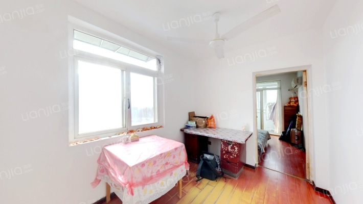 万泰花园二手房实景图