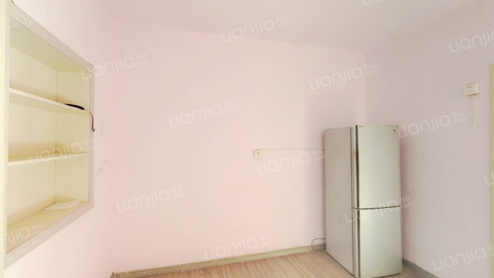 安庆石化生活南区二手房实景图