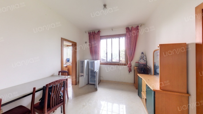 十二桥路34号二手房实景图