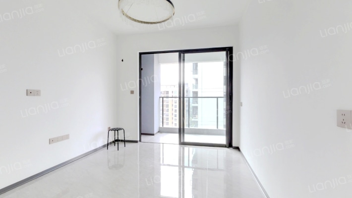 粤海丽江花园二手房实景图