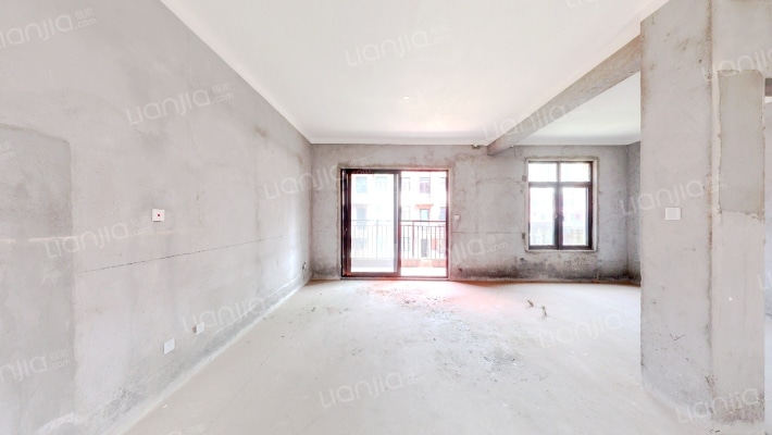 听海苑二手房实景图