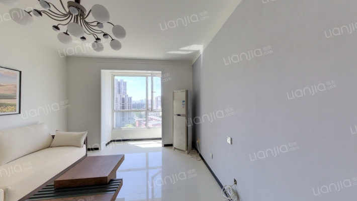 中央峰景一期二手房实景图