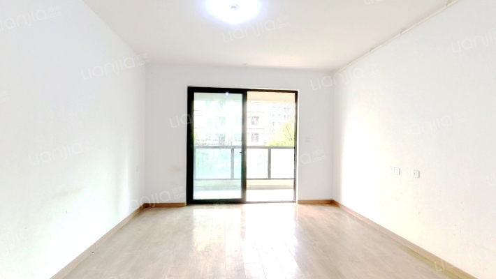 春江天境府二手房实景图