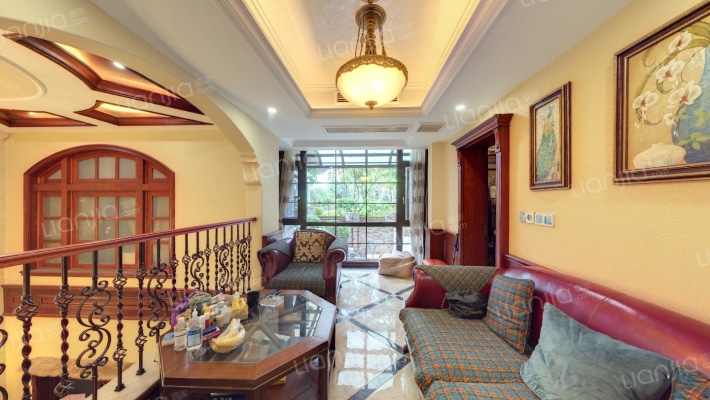 中渝梧桐郡B区二手房实景图