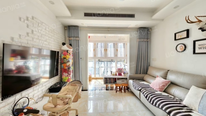 幸福时代四期二手房实景图