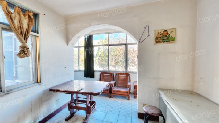 新建村二手房实景图