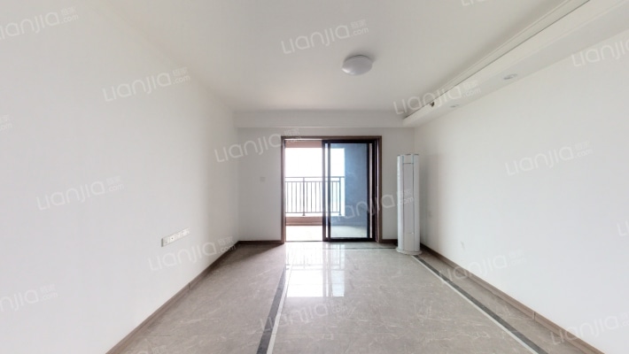 越秀悦湖台二手房实景图