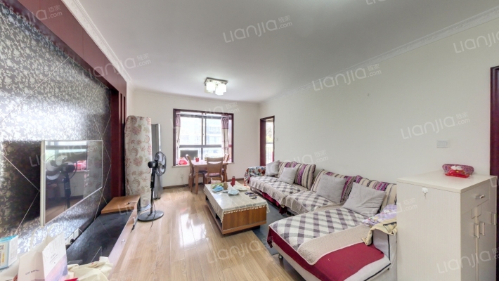 东立国际花城二手房实景图