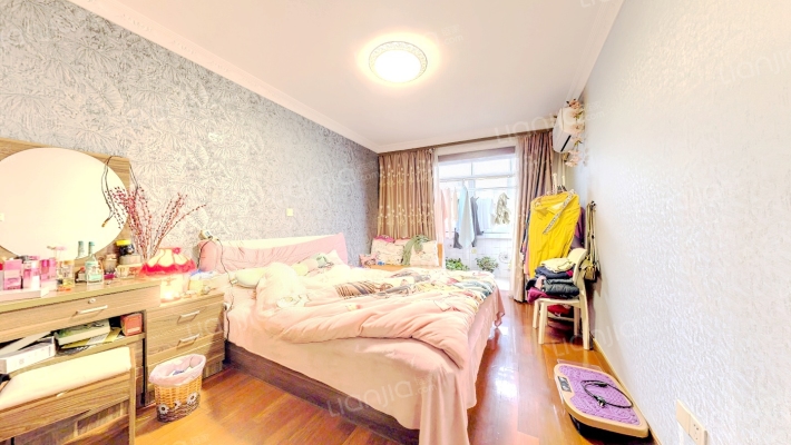 滨海四村二手房实景图