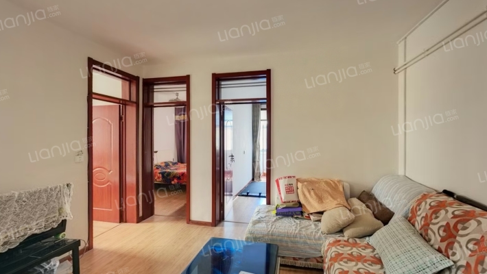 西杨村城建开发楼二手房实景图