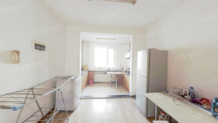 彤利山水绿阁二手房实景图