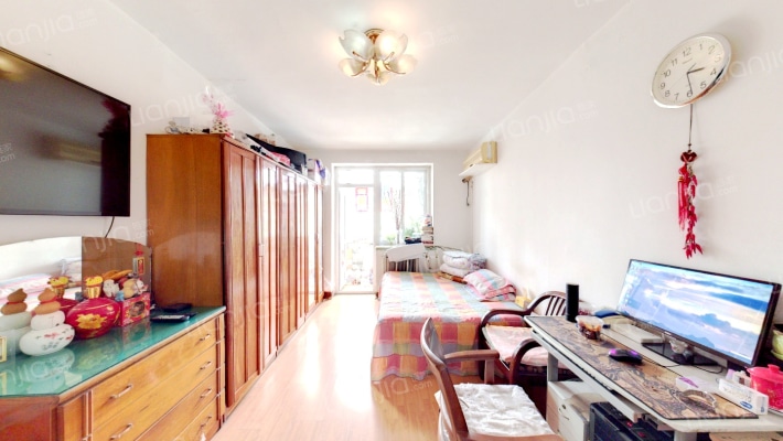 众诚里二手房实景图