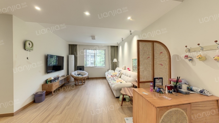 北街28号二手房实景图