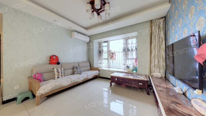 万科海悦汇城东区二手房实景图