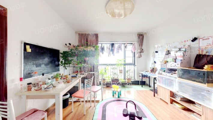 俊发逸天峰北区二手房实景图