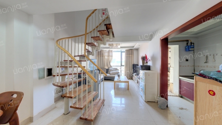 新亚洲体育城星体花园南区二手房实景图