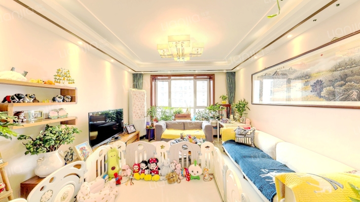 融创中央学府东区二手房实景图