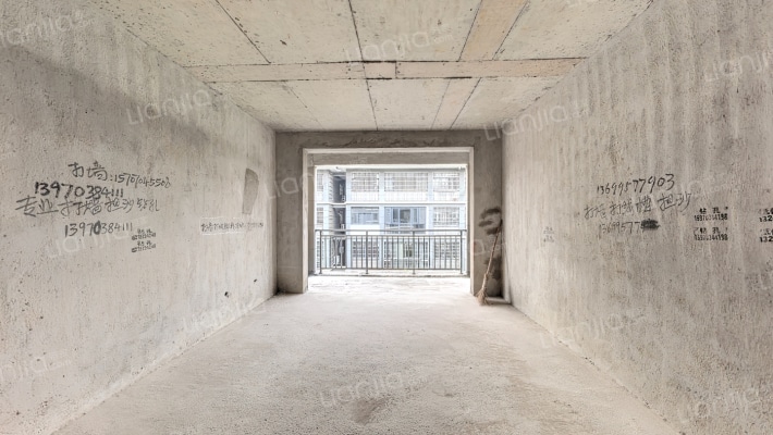 际洲天和新城二手房实景图