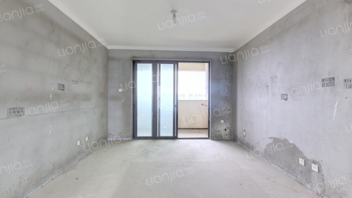 华惠名苑二手房实景图