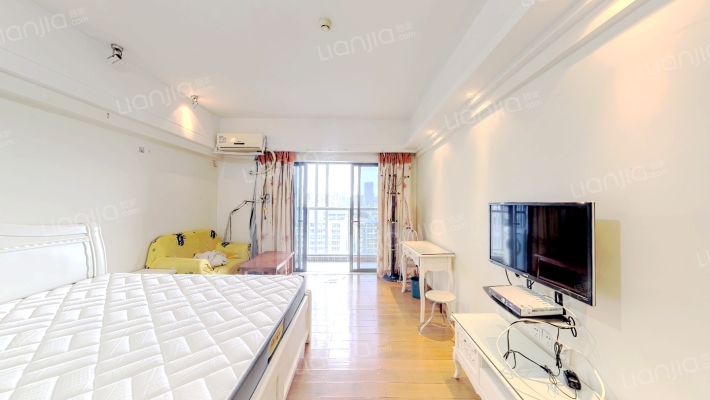 保利天玺二手房实景图