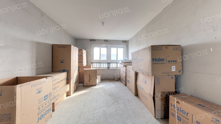 鸿润家园二手房实景图