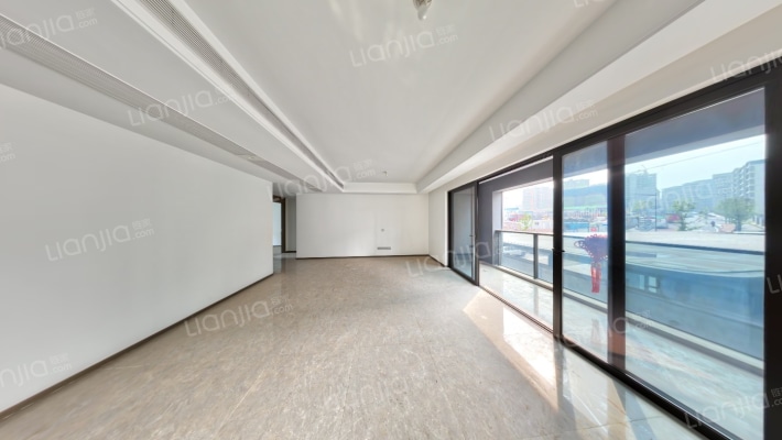 绿城春月锦庐二手房实景图