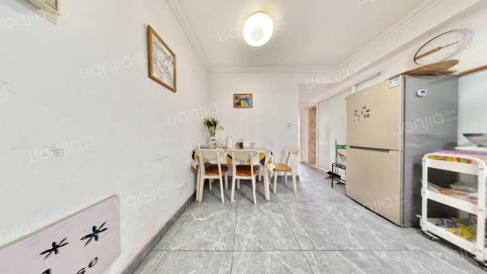 里河新村（二三四村）二手房实景图