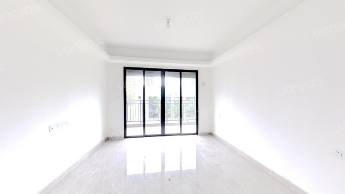 美的峯境二手房实景图