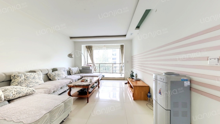 青青小镇二手房实景图