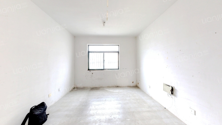 丽阳雅居二手房实景图