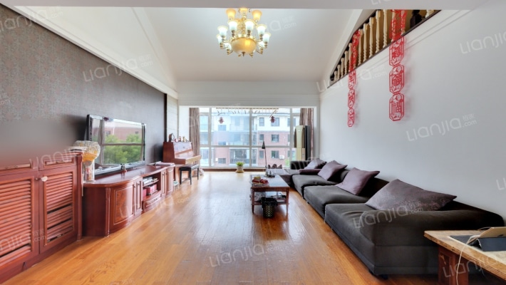 东港印象C区二手房实景图