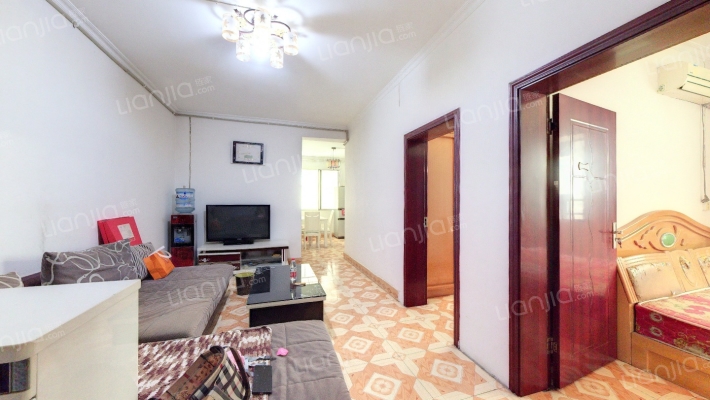 地下城堡歌城二手房实景图