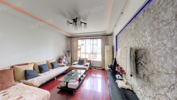 金领嘉园二手房实景图