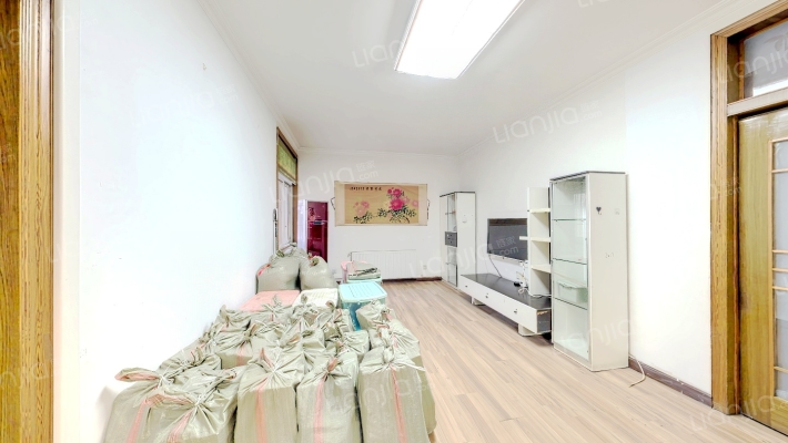 鸿达小区二手房实景图