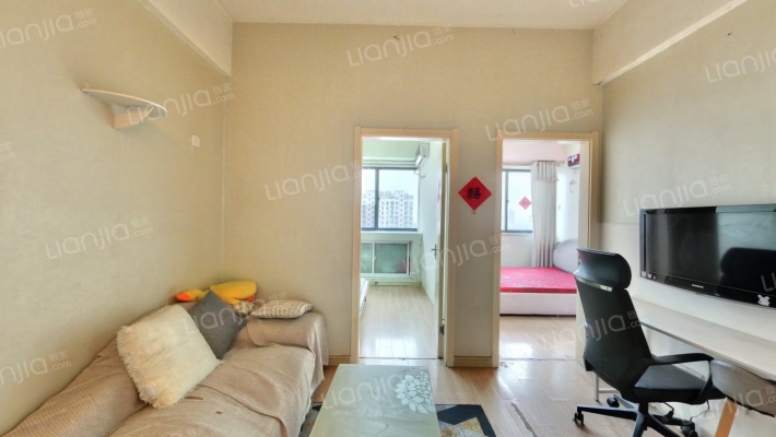 钻界公寓二手房实景图