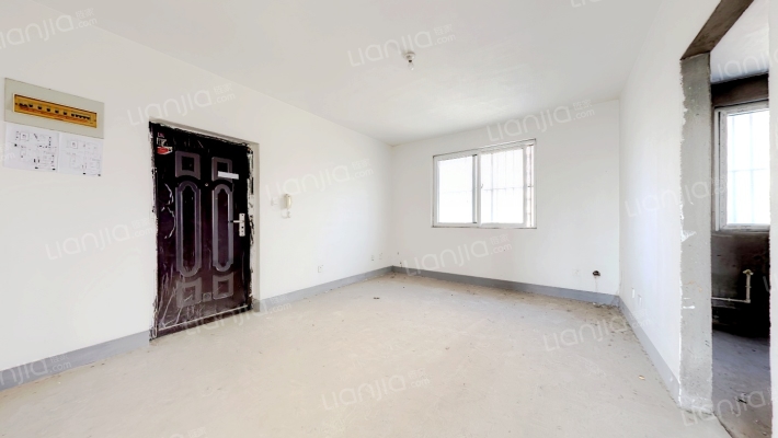 九里新苑南区二手房实景图