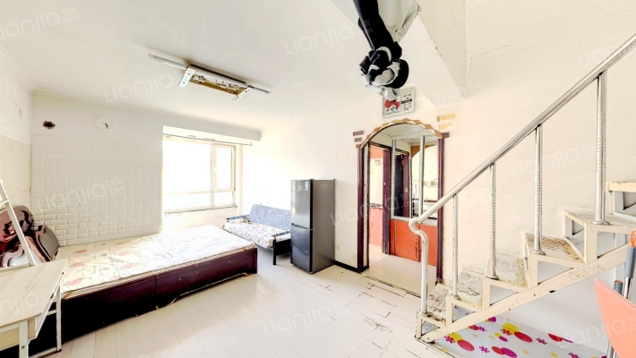 河畔花城二手房实景图