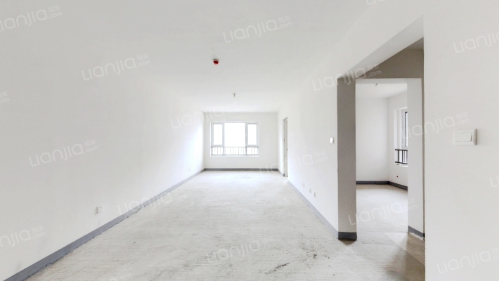 银河国际居住区（二期）二手房实景图