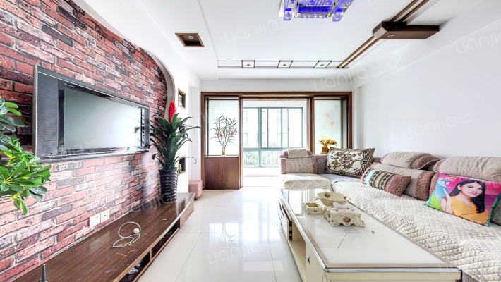 金湾花园二手房实景图