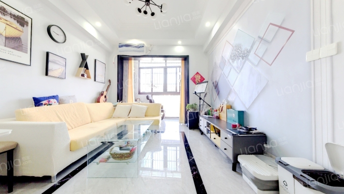 皇家花园二手房实景图