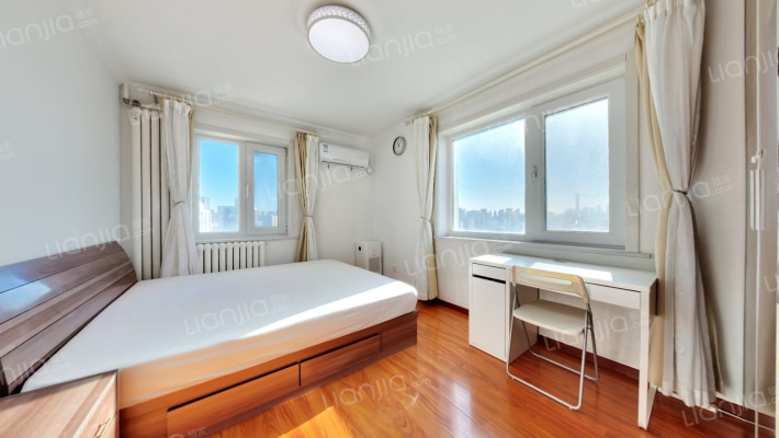 西坝河东里二手房实景图