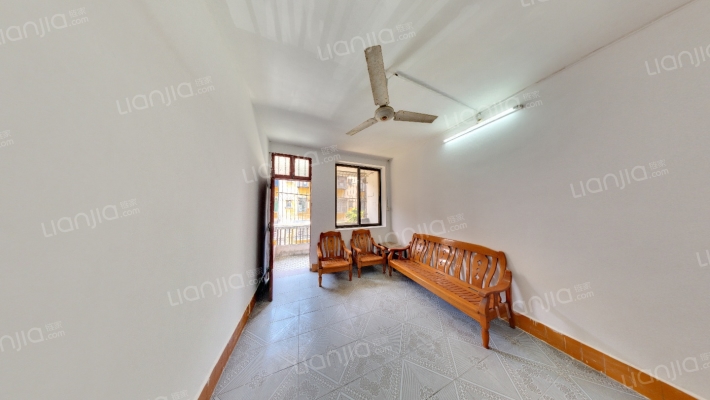 站前路八号二手房实景图