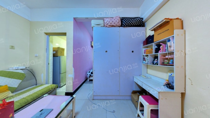 金巴黎二手房实景图