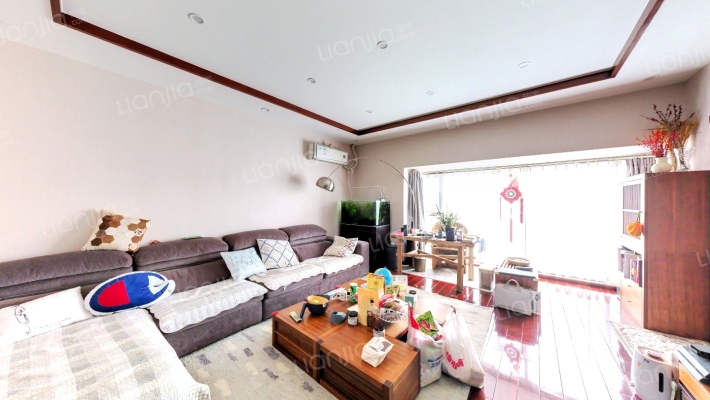 时代广场二手房实景图