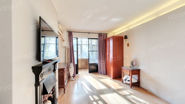 六里屯北里二手房实景图